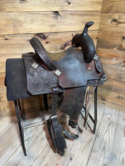 13 1/4” Trent Ward Platinum Barrel Saddle ISUSED2505