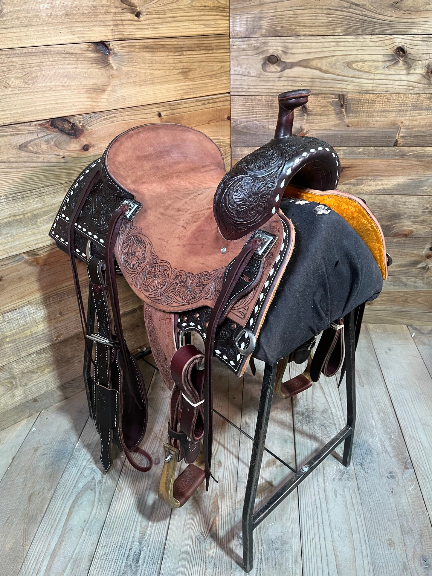 Trent Ward Signature BW Ranch Cutter ISRC359-25