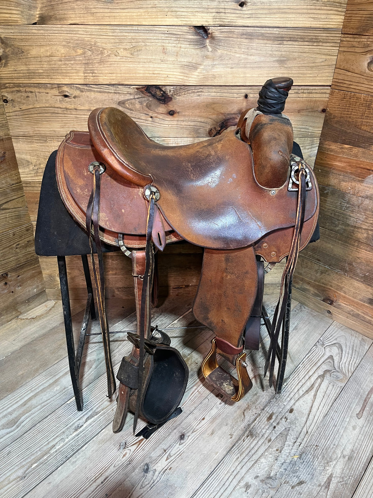 15 1/2” Richardson Custom Leather Rancher ISUSED2525