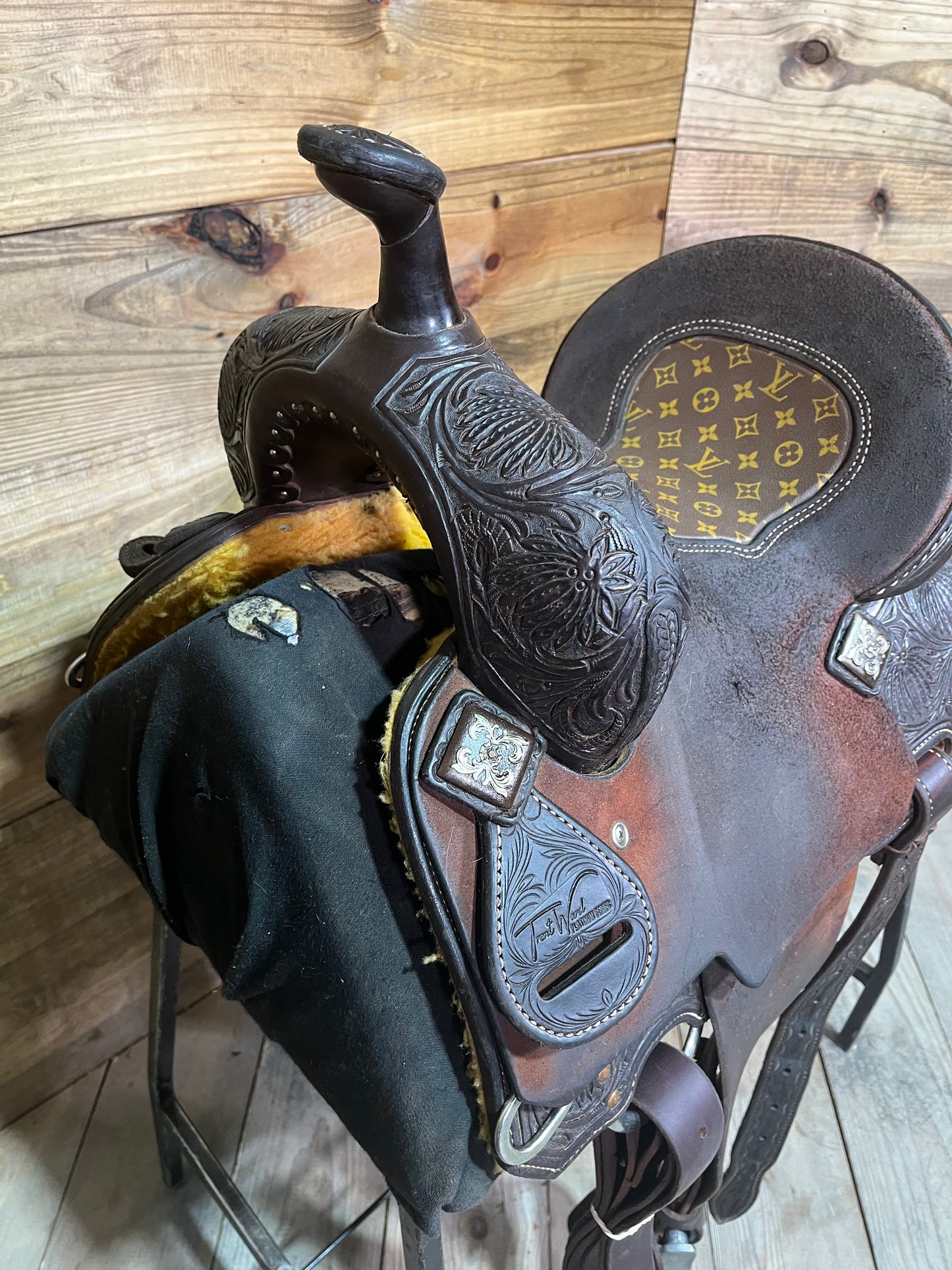 Trent Ward Saddlery Platinum Barrel ISUSED1879