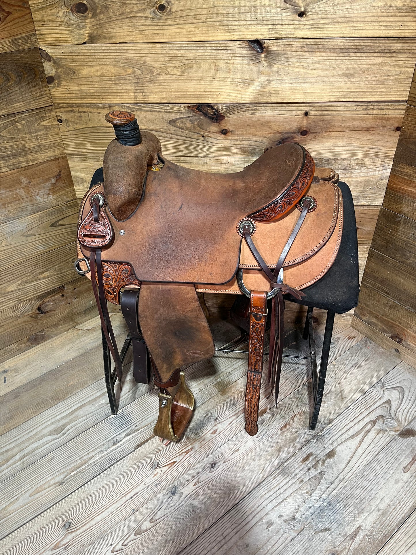 16" Trent Ward Platinum Rancher ISUSED2528