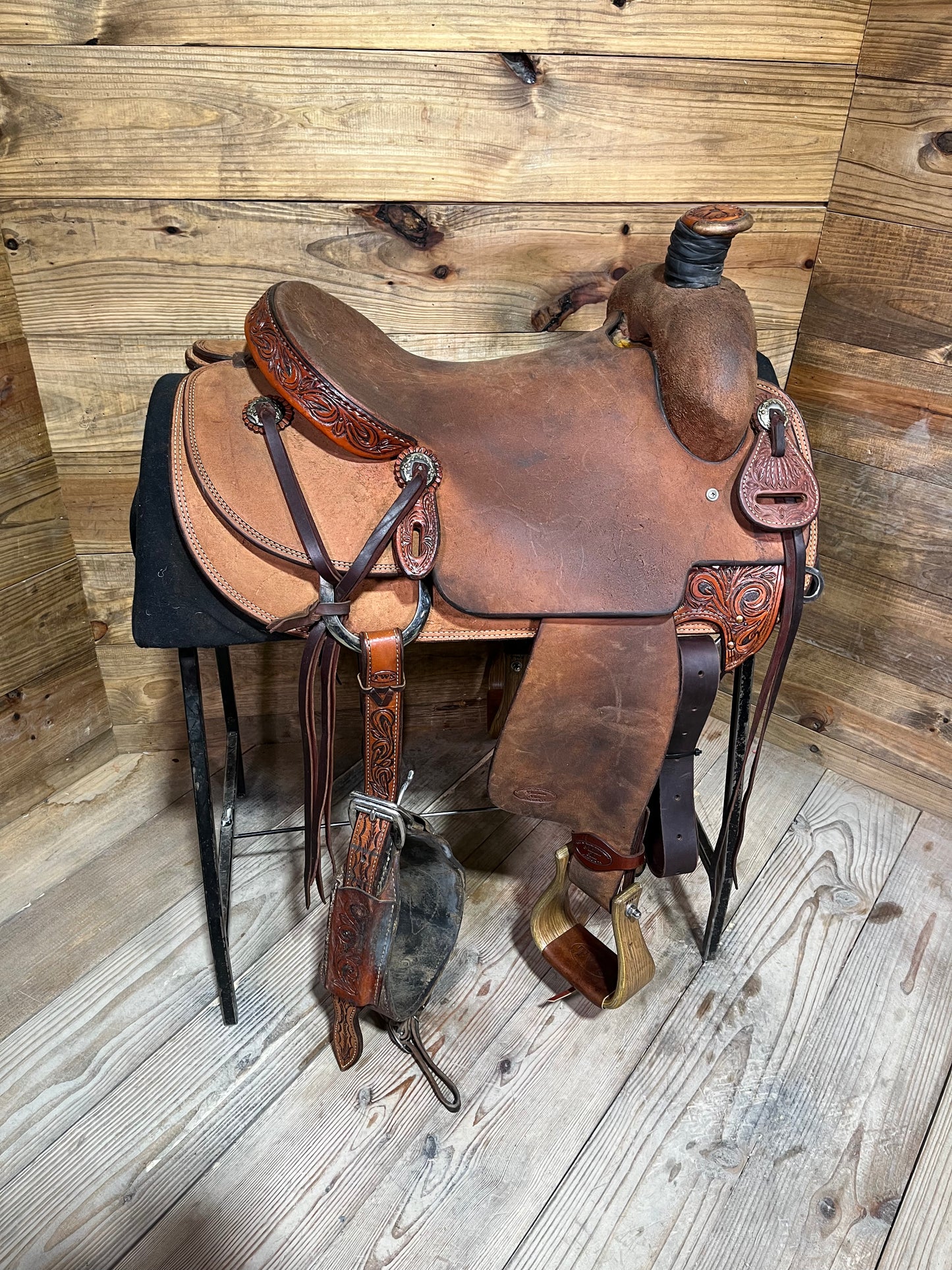 16" Trent Ward Platinum Rancher ISUSED2528