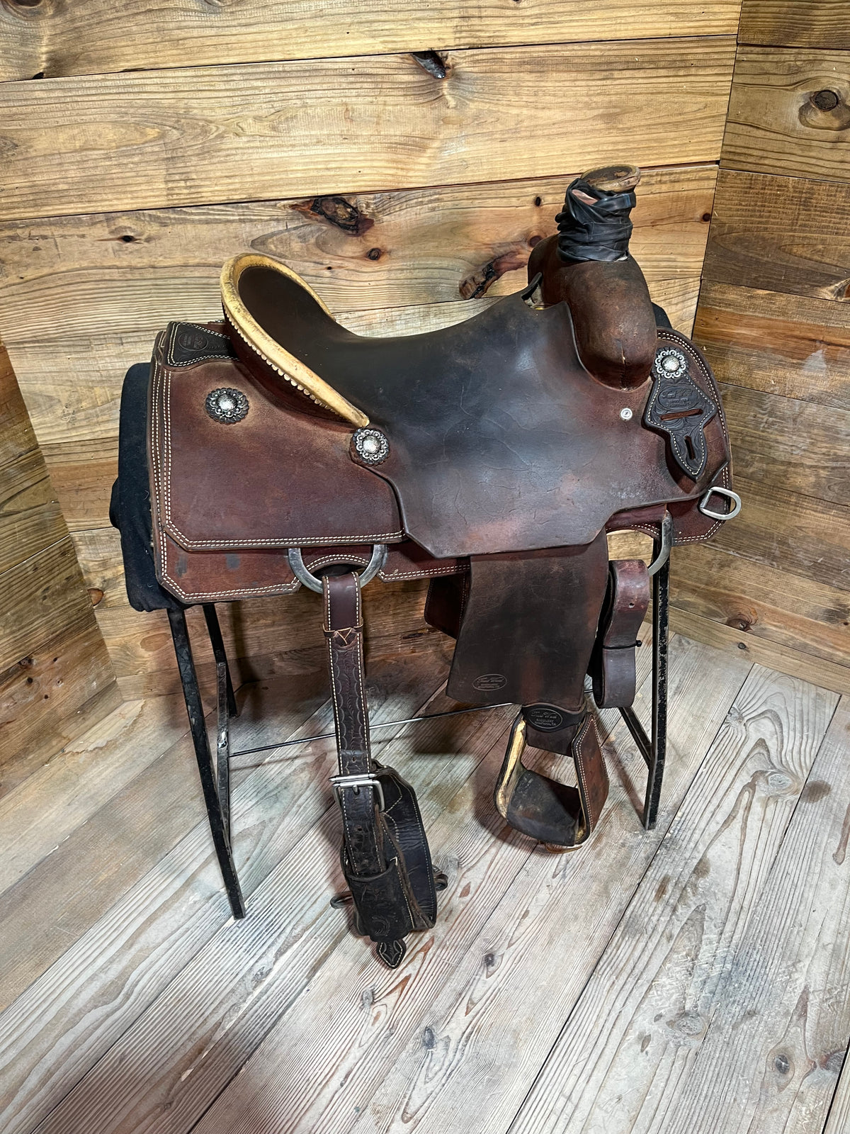 16” Trent Ward TM Roper ISUSED2531
