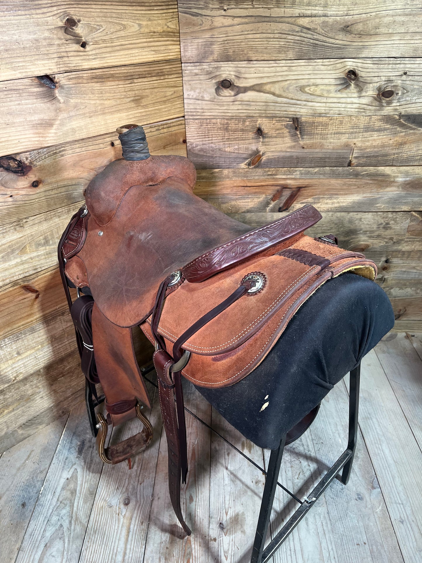 Trent Ward Tucson Ranch Saddle ISUSED1888
