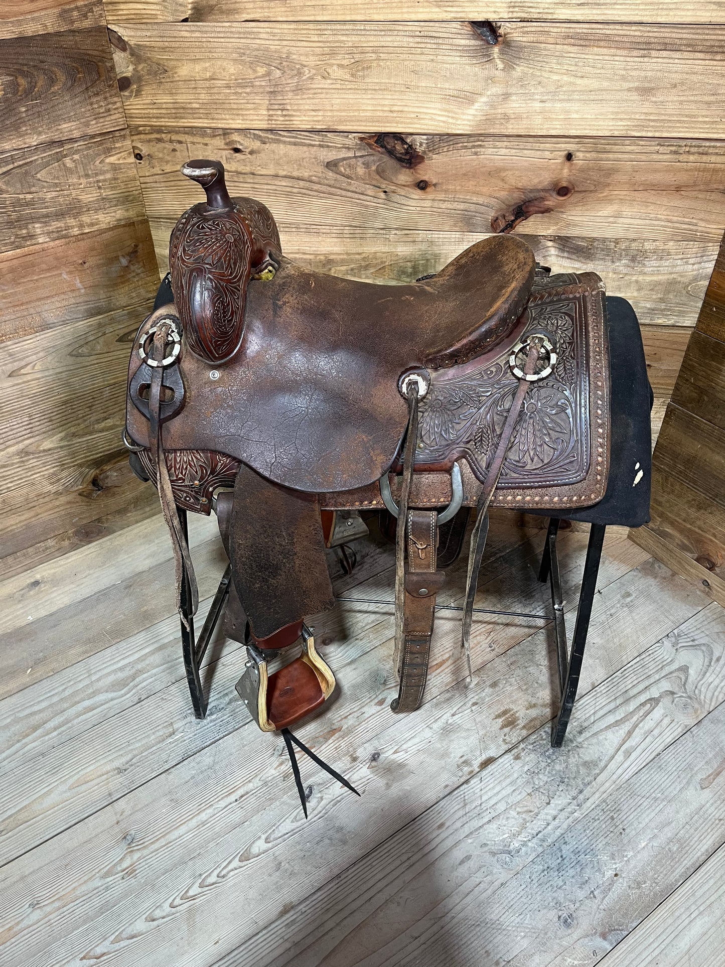 Texas Ranch Outfitters Ranch Saddle ISUSED1894