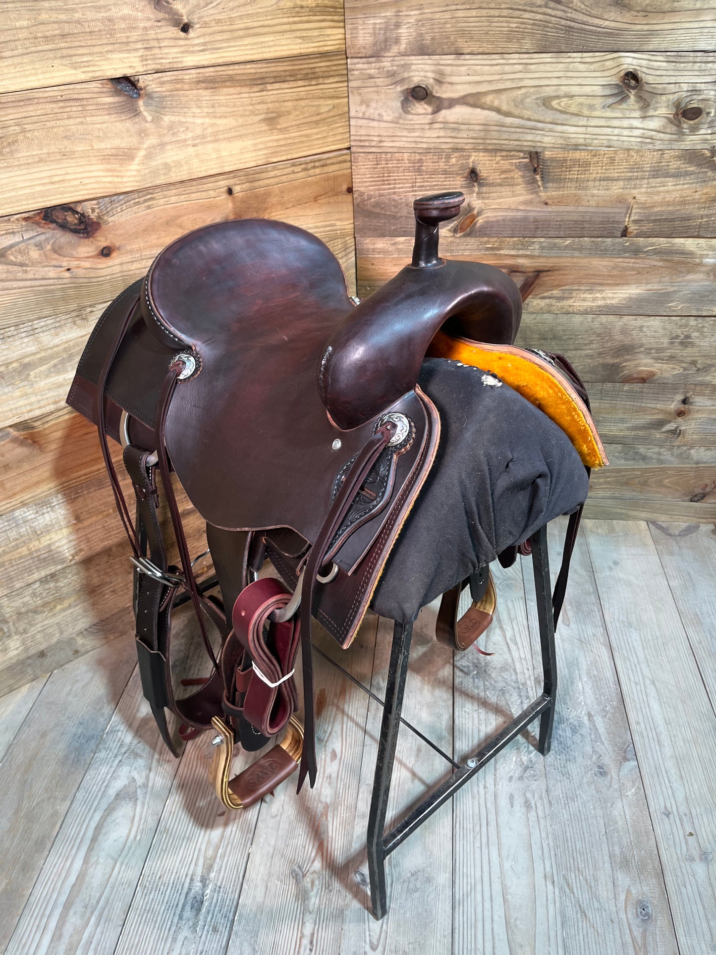 Trent Ward Signature BW Ranch Cutter ISRC368-25