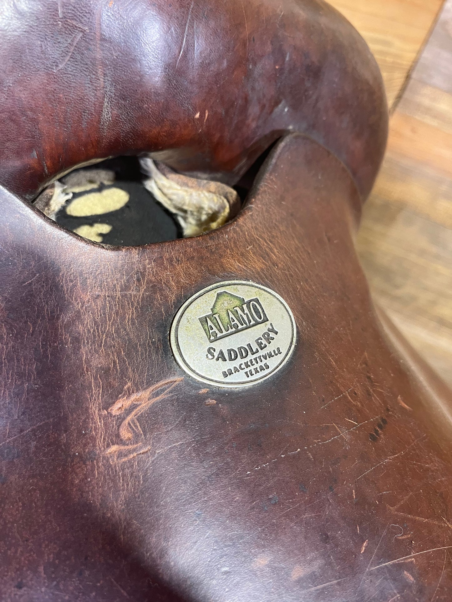 Alamo Ranch Saddle ISUSED1937