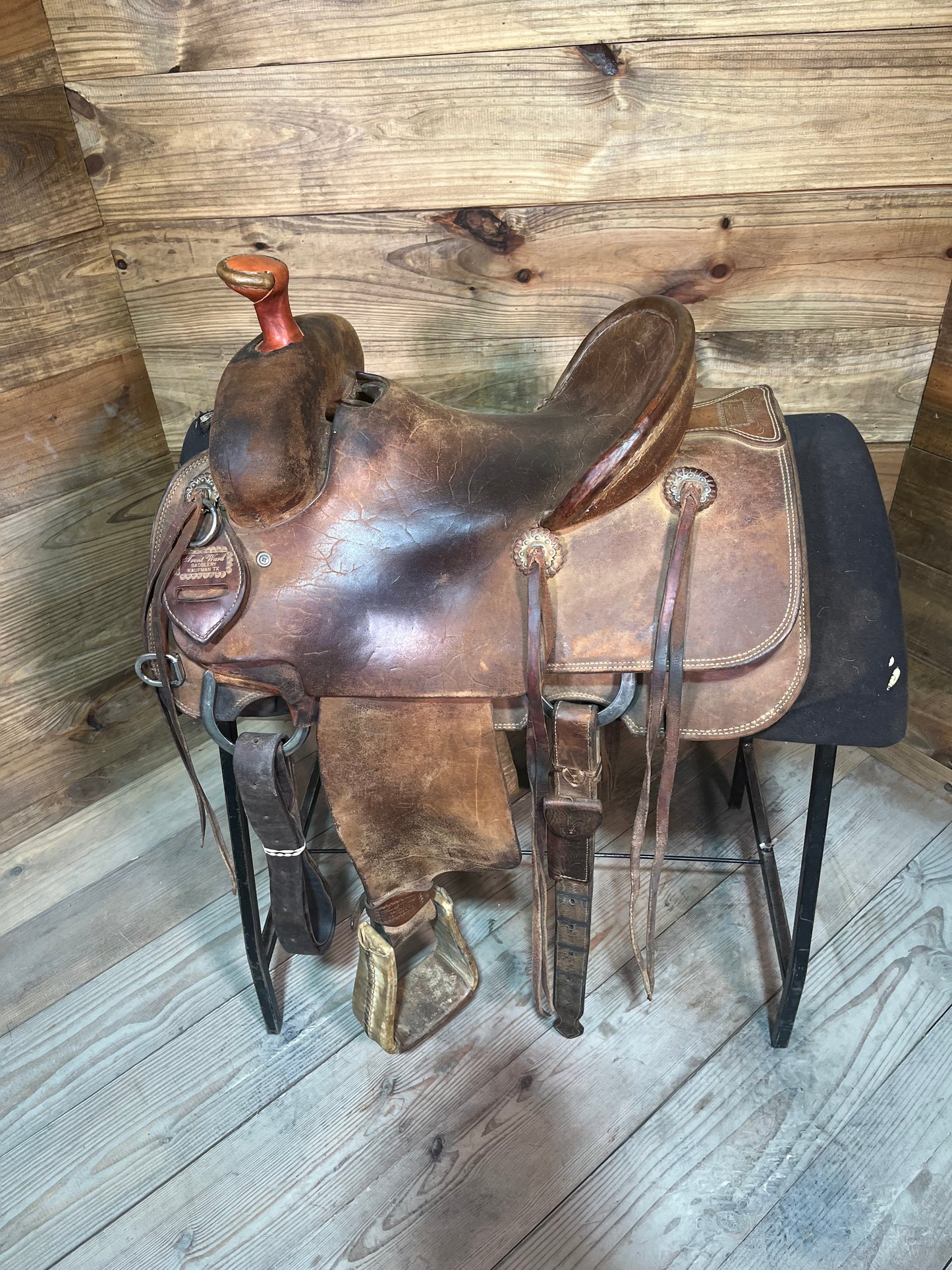 Cowboy Gold Roper ISUSED1952