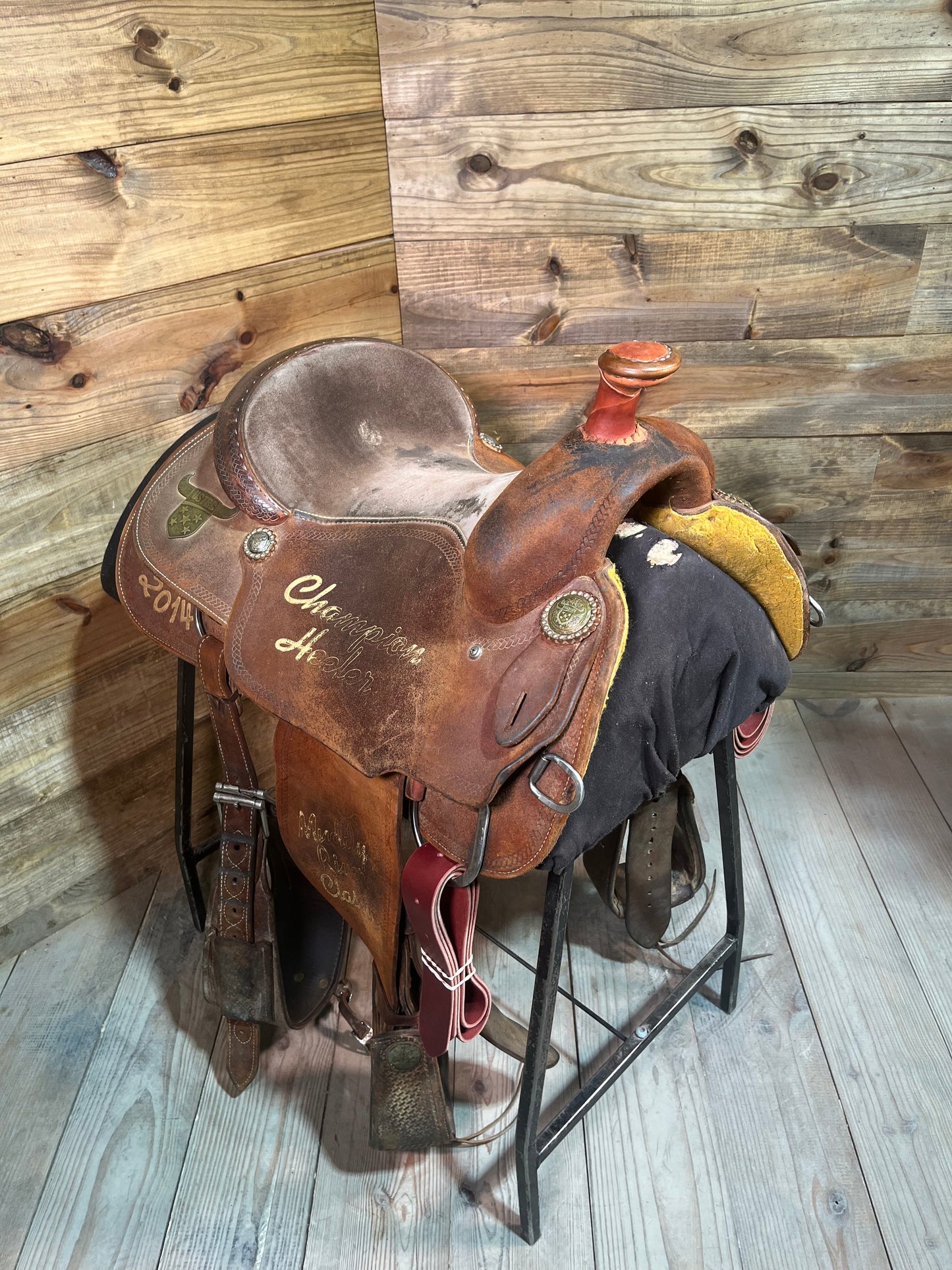 Cowboy Gold Roper ISUSED1952