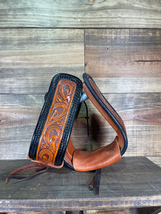 Youth Stirrup Tooling Paisley Black Dyed